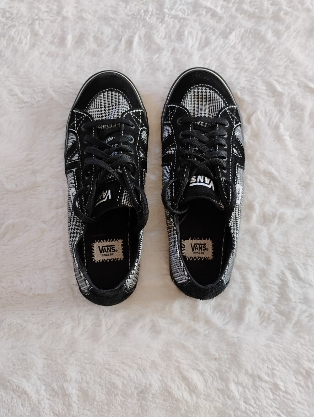 Vans Tory Houndstooth Print Sneakers - Picture 3 of 14